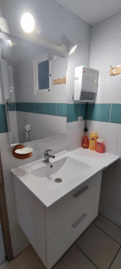 Appartement 45 M² Proche Du Centre Ville Lunel  Buitenkant foto
