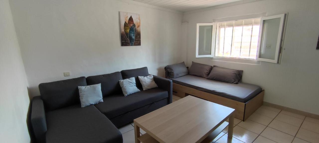 Appartement 45 M² Proche Du Centre Ville Lunel  Buitenkant foto